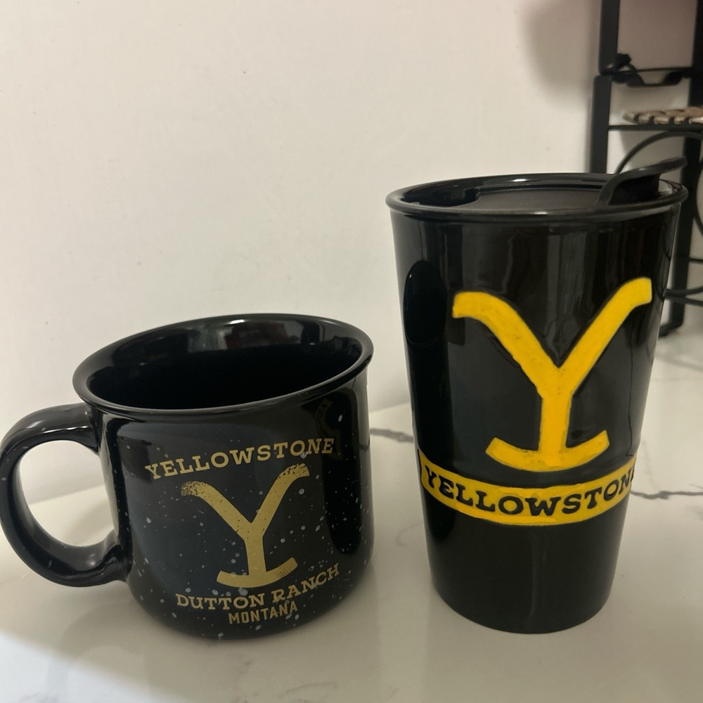 Yellowstone Black and Yellow Mug Set